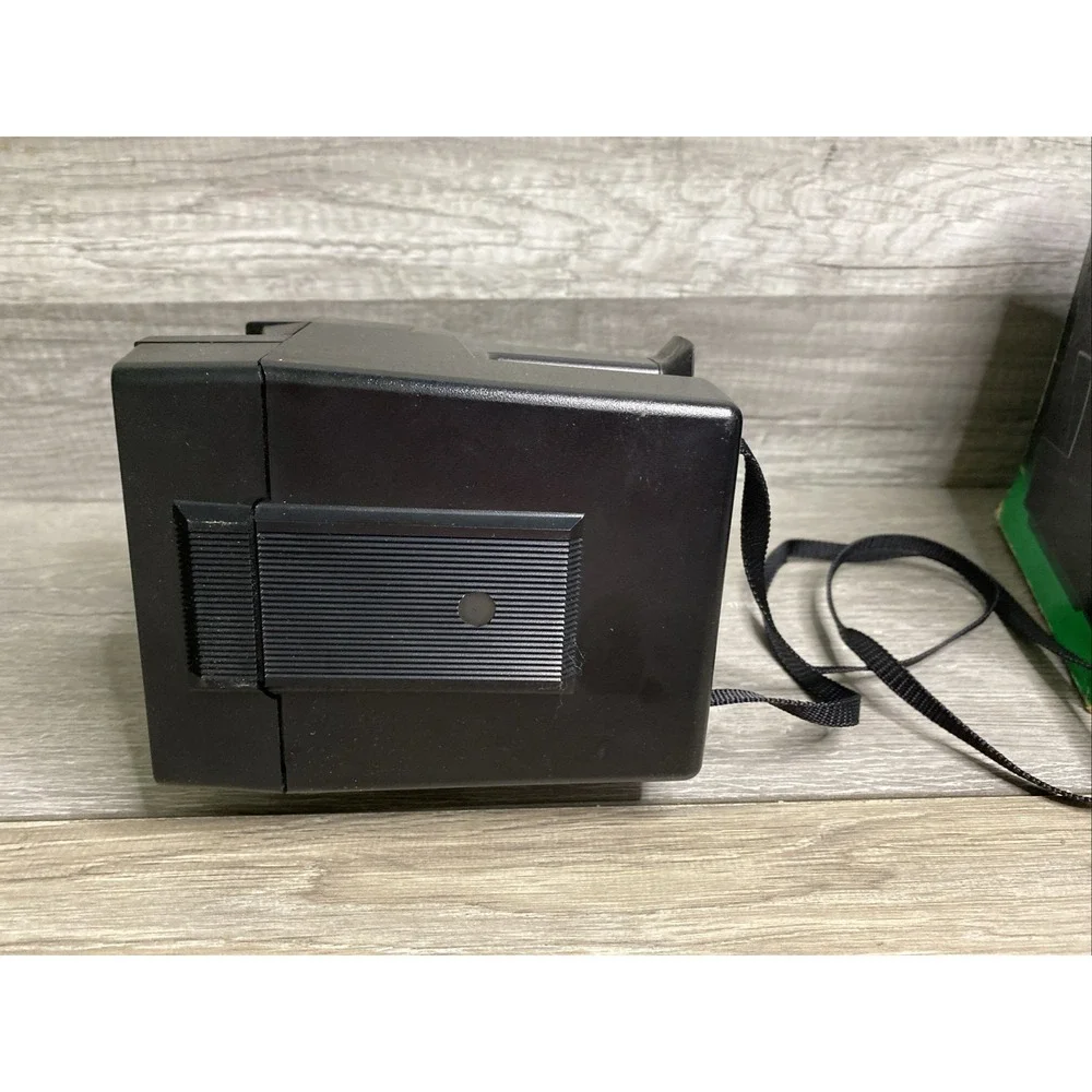 Vintage Polaroid One Step 600 Instant Film Camera w/ Box & Manual